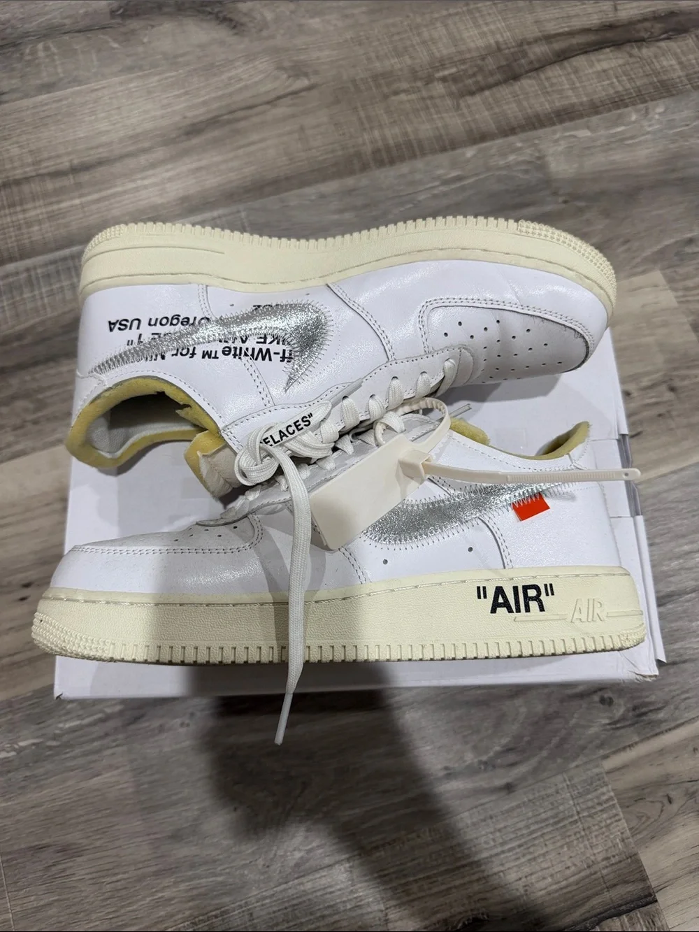 Off-White classic white